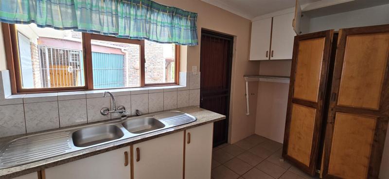 4 Bedroom Property for Sale in Groot Brakrivier Central Western Cape